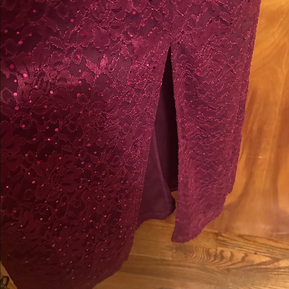 Dress - Picture 5 of 5